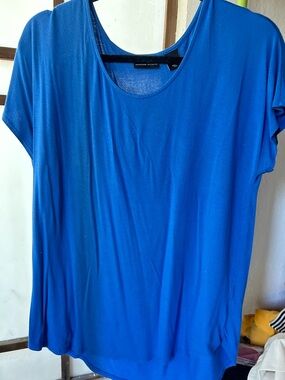 Adrienne Vittadini Royal Blue Scoop Neck Short Sleeve Top